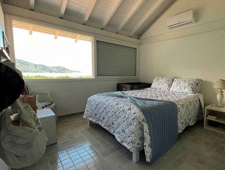 Condomínio pé na areia - Santiago